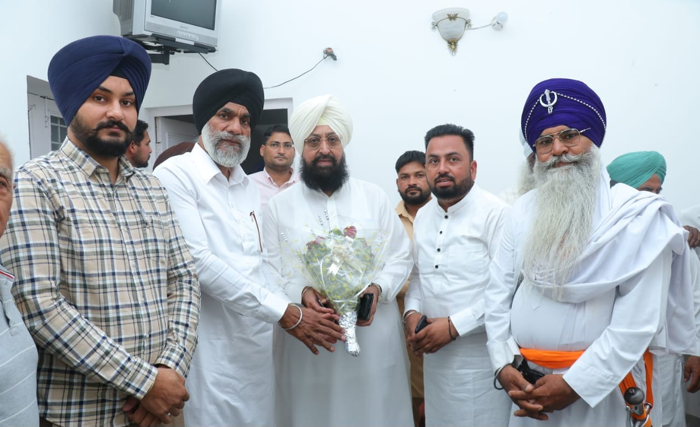 ਕੁਲਵਿੰਦਰ ਸਿੰਘ ਰਸੂਲਪੁਰ ਆਪਣੇ ਸਾਥੀਆਂ ਸਮੇਤ ਵਿਧਾਨ ਸਭਾ ਹਲਕਾ ਚੱਬੇਵਾਲ ਵਿੱਚ ਕਾਂਗਰਸ ਪਾਰਟੀ ਨੂੰ ਹੋਰ ਵੀ ਮਜਬੂਤ ਕਰਨ ਵਿੱਚ ਜੁਟੇ